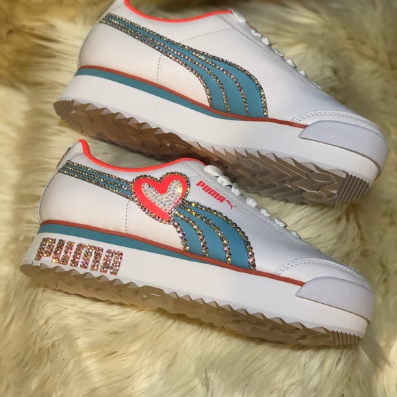 Puma Roma Amor Custom Sneakers - Picture 2 of 3